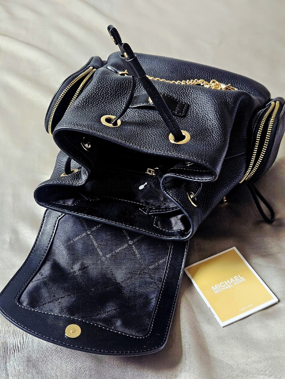 Michael Kors Womens Jet Set Medium Pebbled Black Leather Backpack - Picture 10 of 10